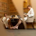 Camino Rustic Chic Hotel