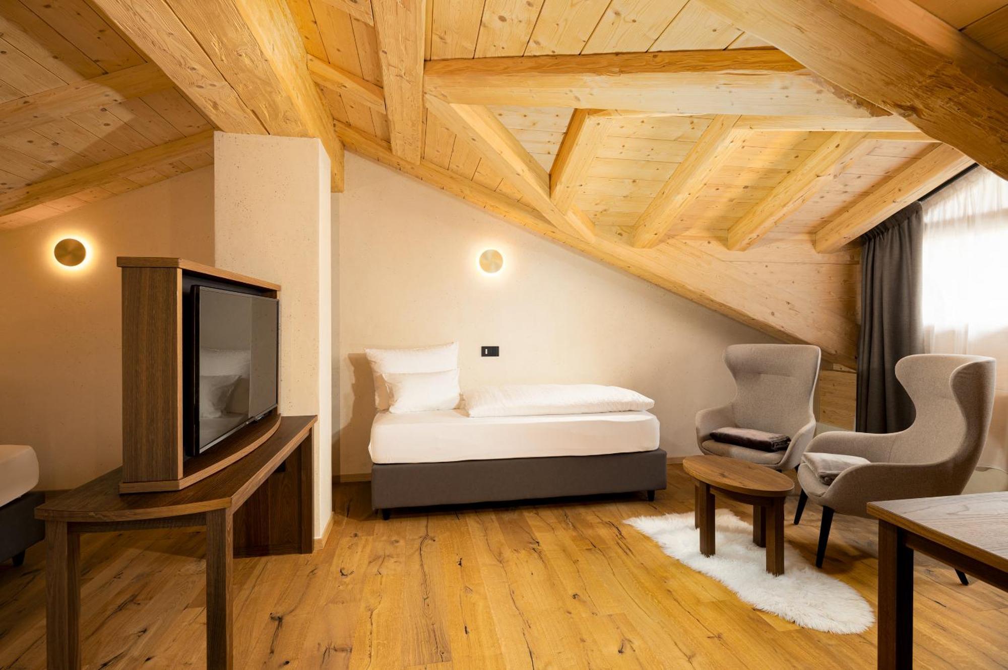 Camino Rustic Chic Hotel 4*
